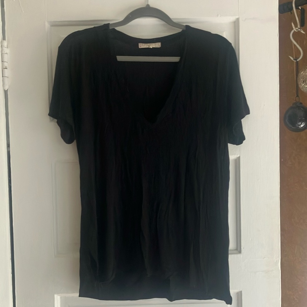 Joah Brown V-neck black tee